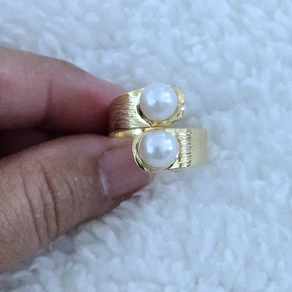 Shivam Freshwater Pearl Bypass Ring💍 - NWT - Picture 15 of 16